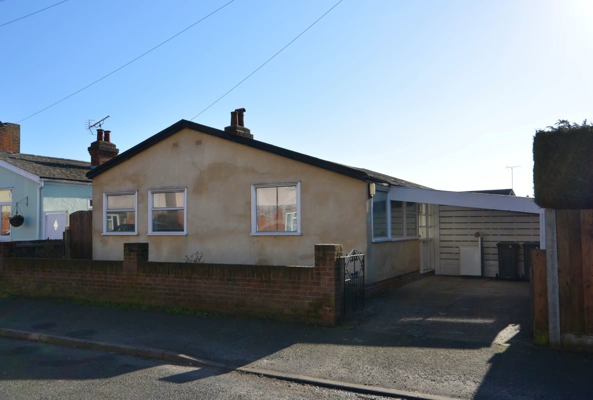 2 St. Andrews Road, Felixstowe lot image - 0