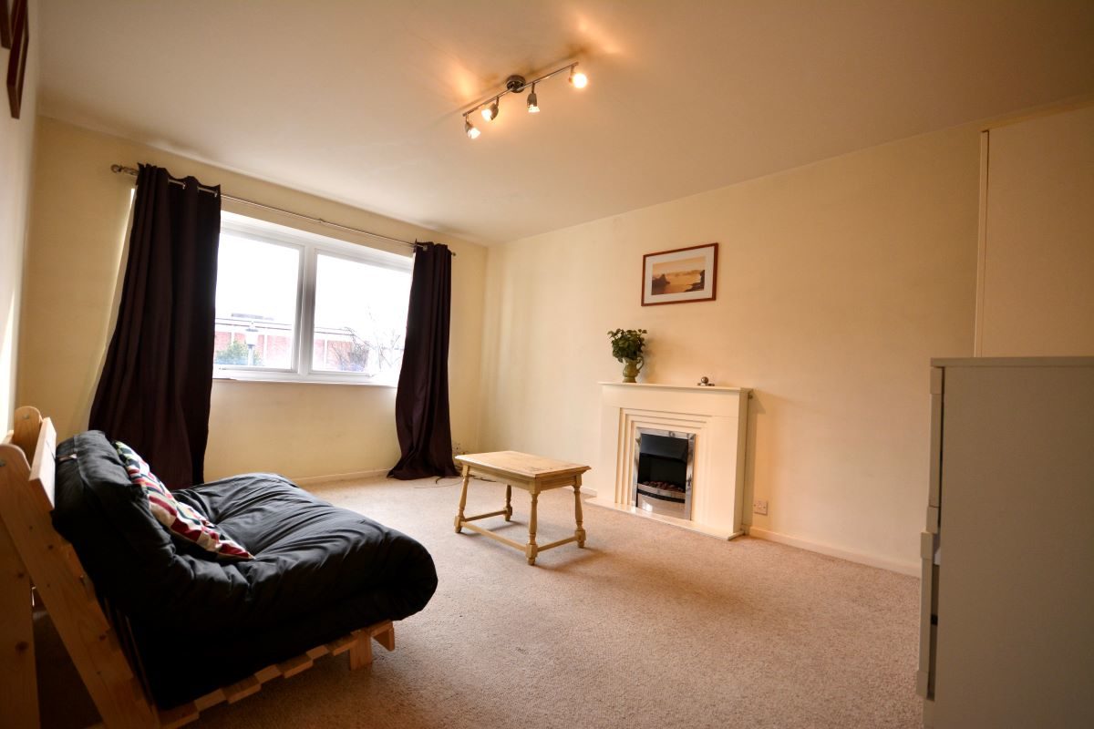 14 Norwich Court, Chevallier Street, Ipswich lot image - 2