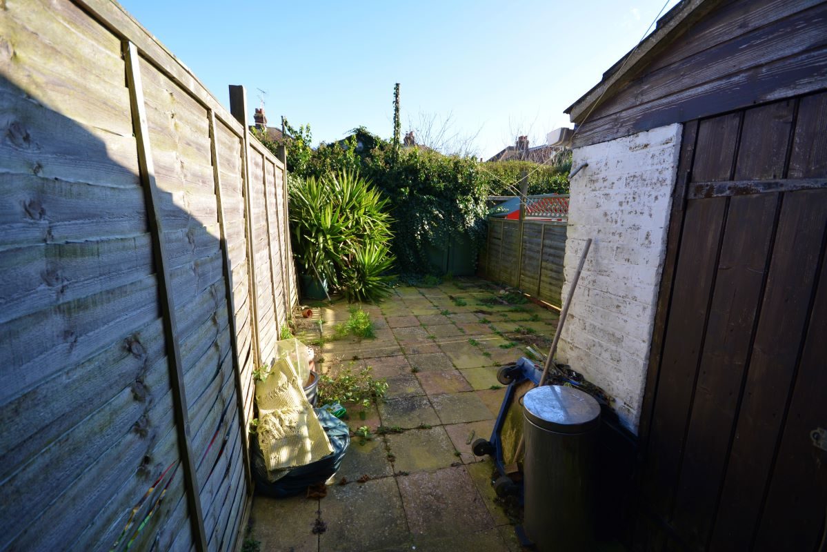 33 Manor Road, Harwich lot image - 7