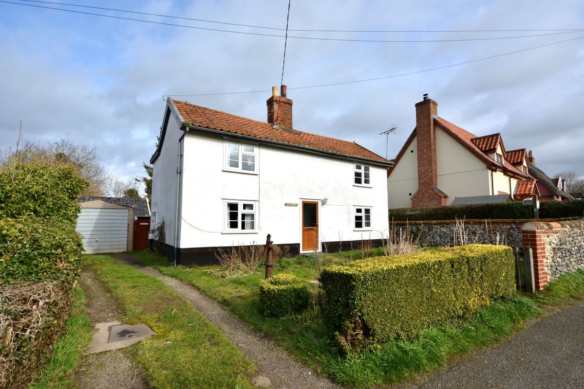 The Oak Shades, Half Moon Lane, Redgrave, Diss, IP22 1RX Goldings