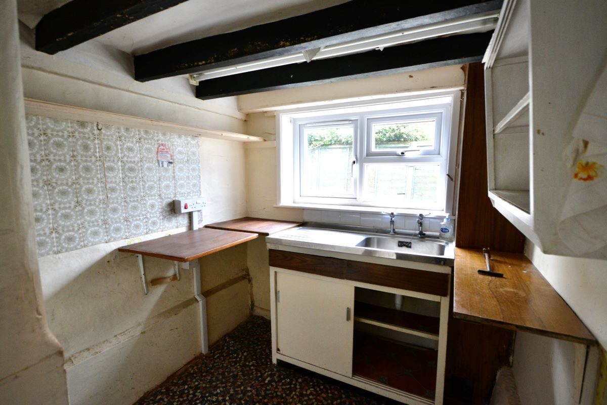 The Oak Shades, Half Moon Lane, Redgrave, Diss, IP22 1RX Goldings