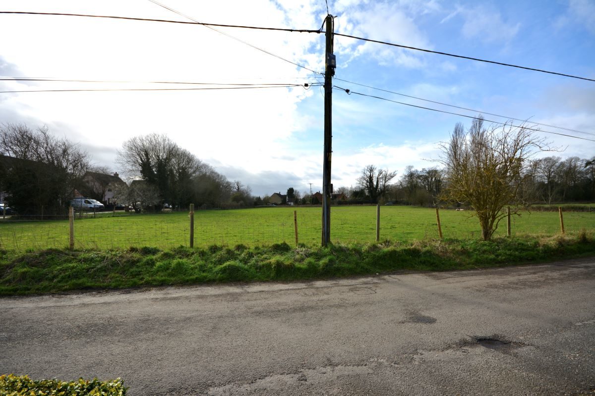 The Oak Shades, Half Moon Lane, Redgrave, Diss, IP22 1RX Goldings