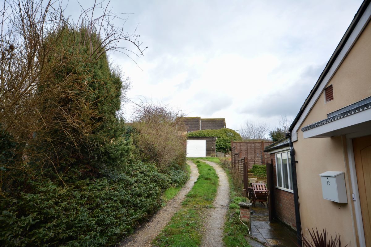 Land to the rear of 52 High Street, Bildeston lot image - 2