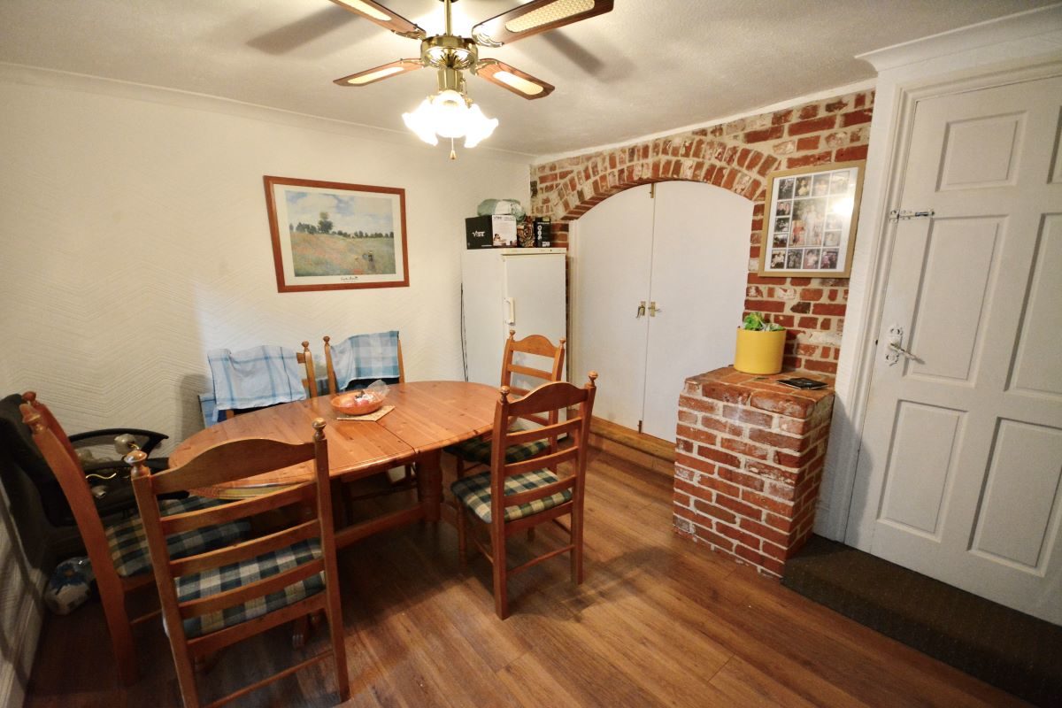 15A High Street, Manningtree lot image - 4