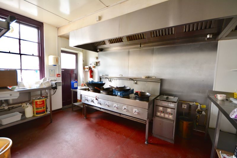 Golden Ship Inn,, Cliff Road, Ipswich lot image - 10