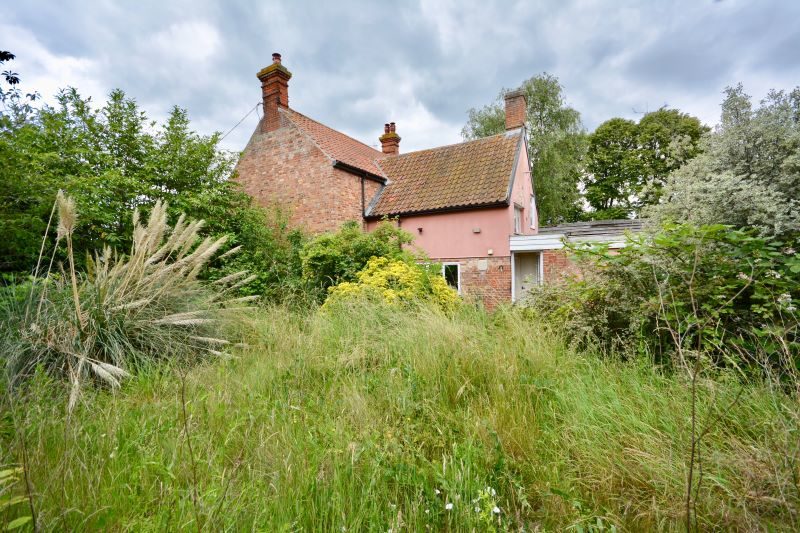 The Old Forge,, Ixworth Road, Norton lot image - 15