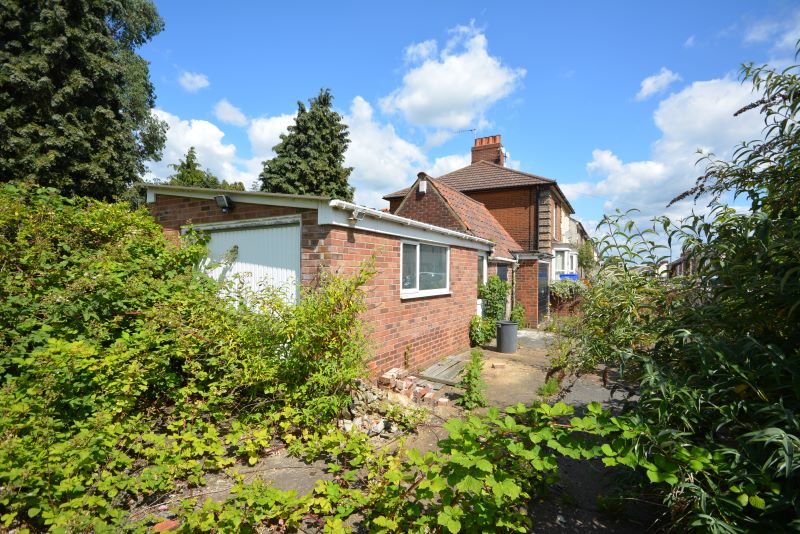 Garage & Workshop adj. 25 Alan Road, Ipswich lot image - 3