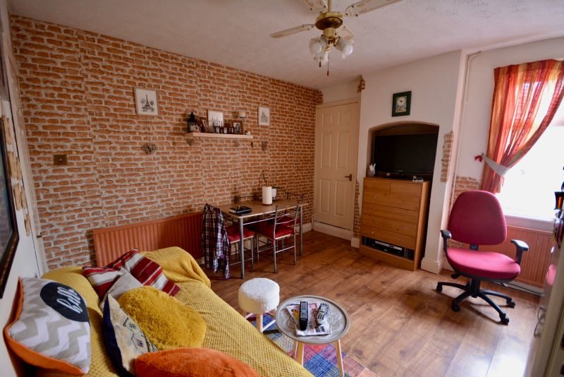 427 Bramford Lane, Ipswich lot image - 2