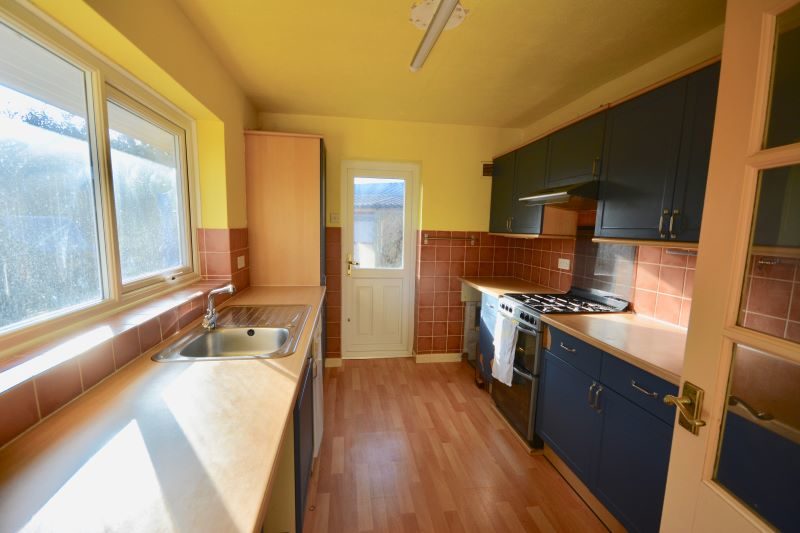 4 Thurlston Close, Colchester lot image - 4