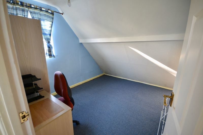 4 Thurlston Close, Colchester lot image - 7