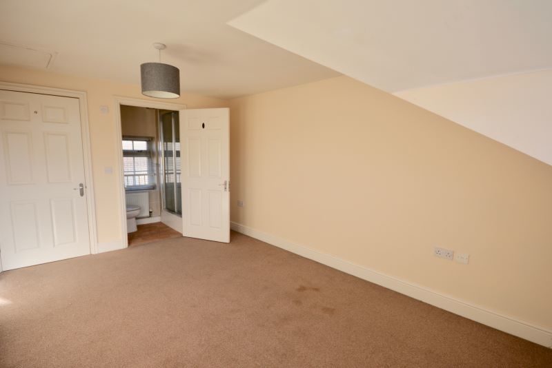 44 Woodbridge Road, Ipswich lot image - 5