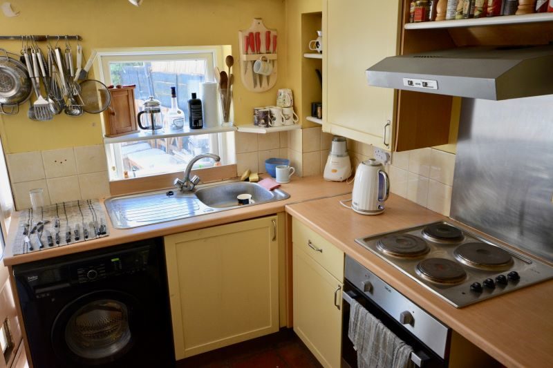 10 Sun Lane, Woodbridge lot image - 4