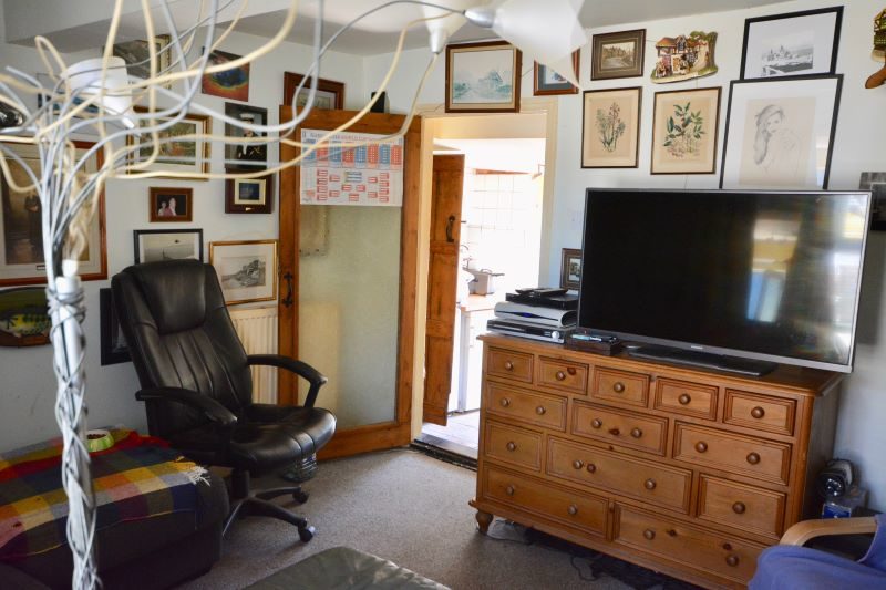 10 Sun Lane, Woodbridge lot image - 5