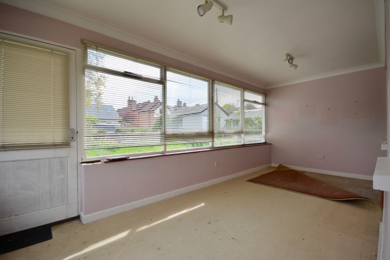 2 Manor Gardens, Diss lot image - 5