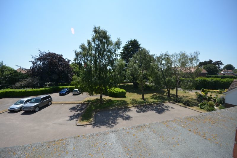 Flat 6, Middlesex Court, Lyon Close, Clacton-on-Sea lot image - 6