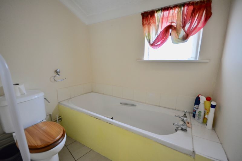 34 Fairfield Road, Saxmundham lot image - 8