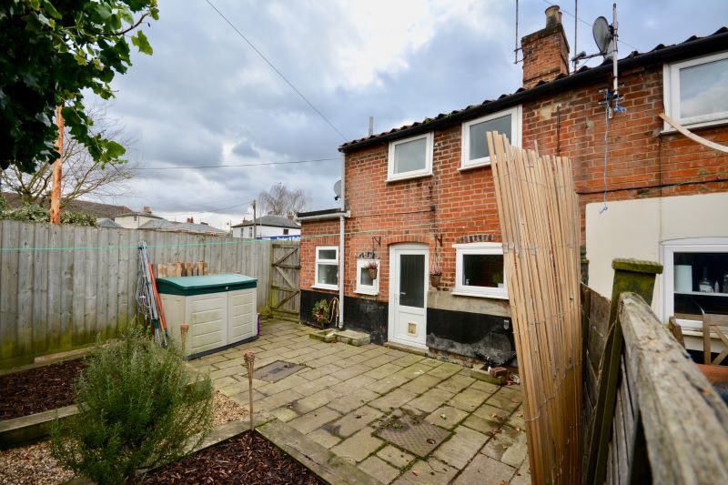 9 Sun Lane, Woodbridge lot image - 3