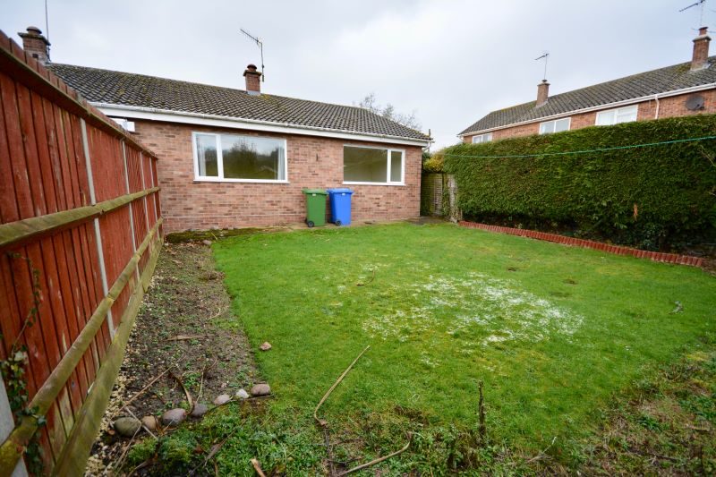 31 Park Walk, Holton, Halesworth, IP19 8NA Goldings Auctions