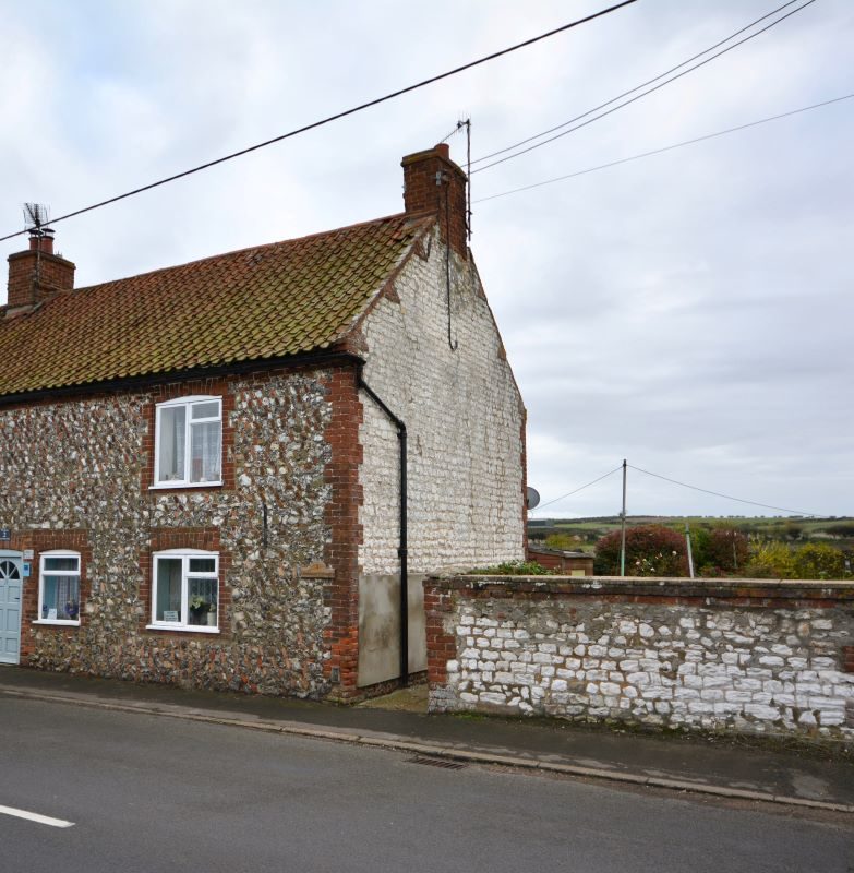 1 Gorleston Cottages,, Main Road, Titchwell lot image - 0