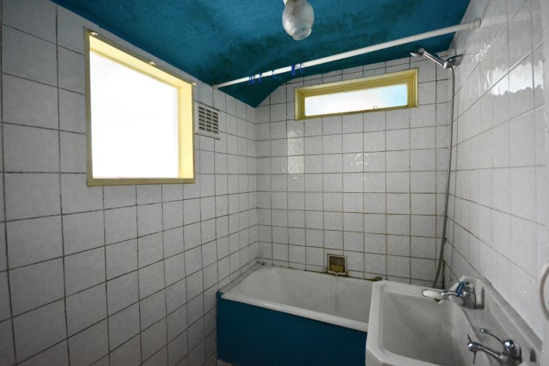 13 Surrey Road, Ipswich lot image - 4