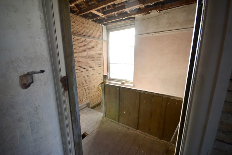 156 Chelmer Road, Chelmsford lot image - 8