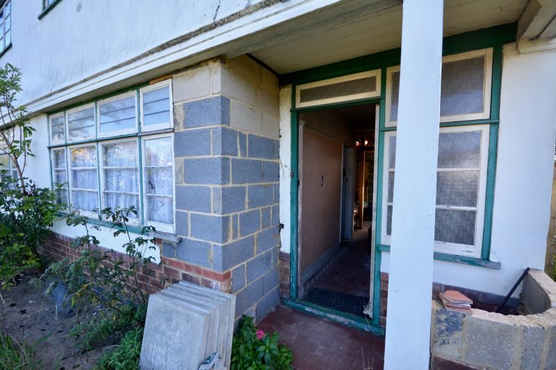 156 Chelmer Road, Chelmsford lot image - 11