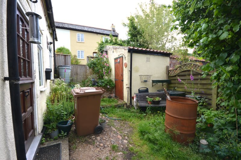 56 Oak Street, Fakenham lot image - 9