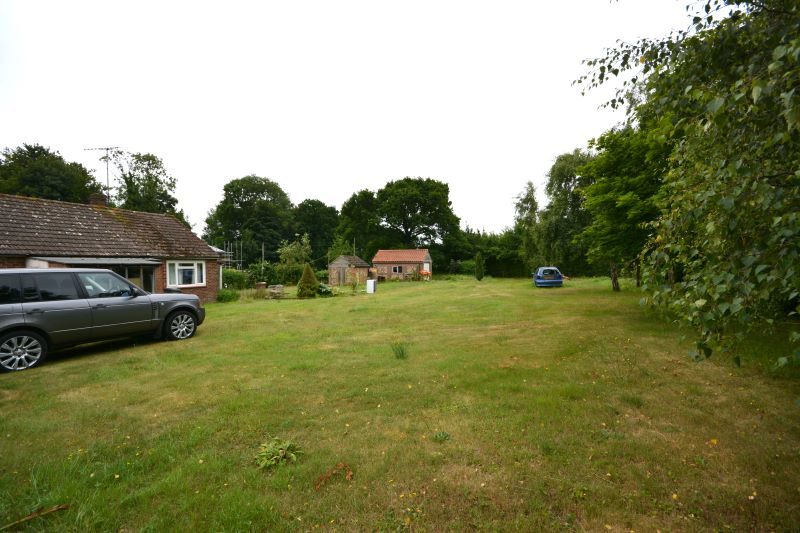 Brookfields, Aldecar Lane, Benhall, Saxmundham, IP17 1HN Goldings