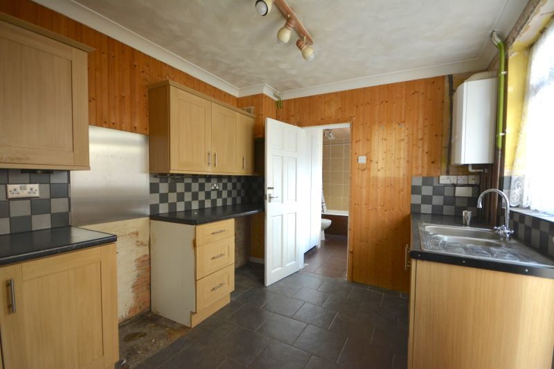 25 Kent Road, Lowestoft lot image - 2