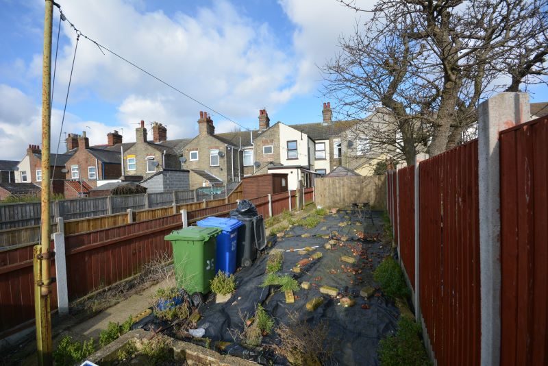 25 Kent Road, Lowestoft lot image - 10