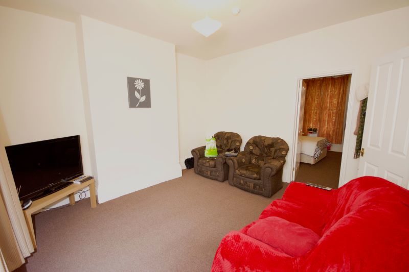 Apartments A, B, C & Basement Flat,, 19 Burlington Road, Ipswich lot image - 5