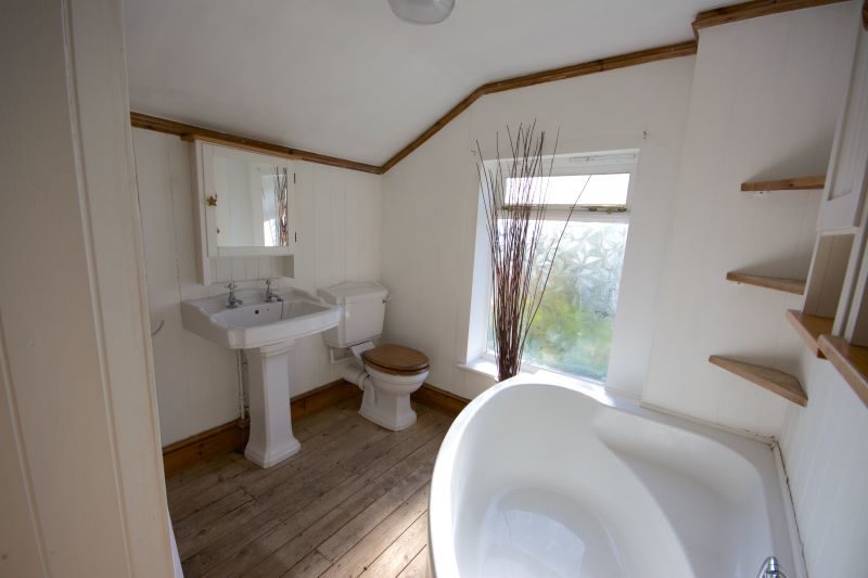 35 Meyrick Crescent, Colchester lot image - 5