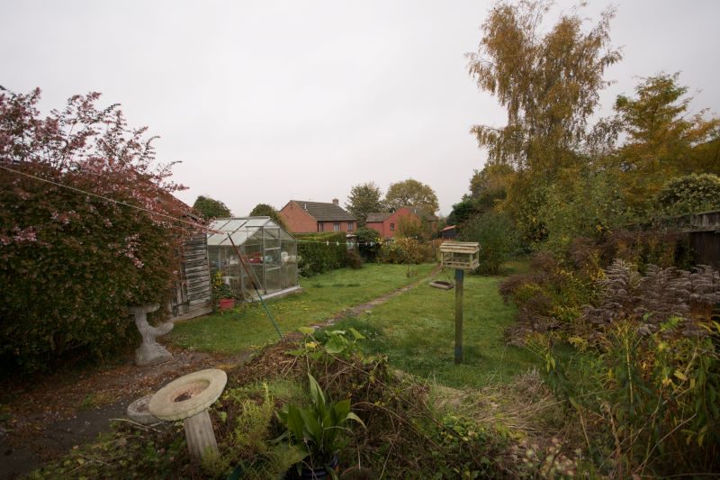 18 Castle Rise, Ipswich lot image - 8