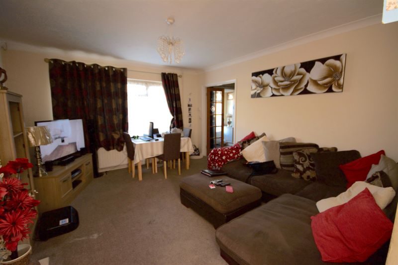 25 Marigold Avenue, Ipswich lot image - 2