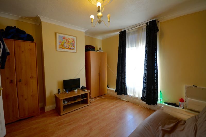 Flats A, B, C,, 81 Burrell Road, Ipswich lot image - 8