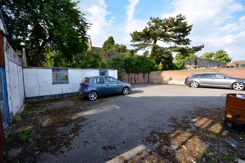 7, 12 & Colbern Engineering, The Drift, Ipswich lot image - 10