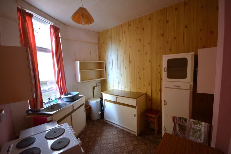 Flat 1, 43 West Avenue, Clacton-on-Sea lot image - 3