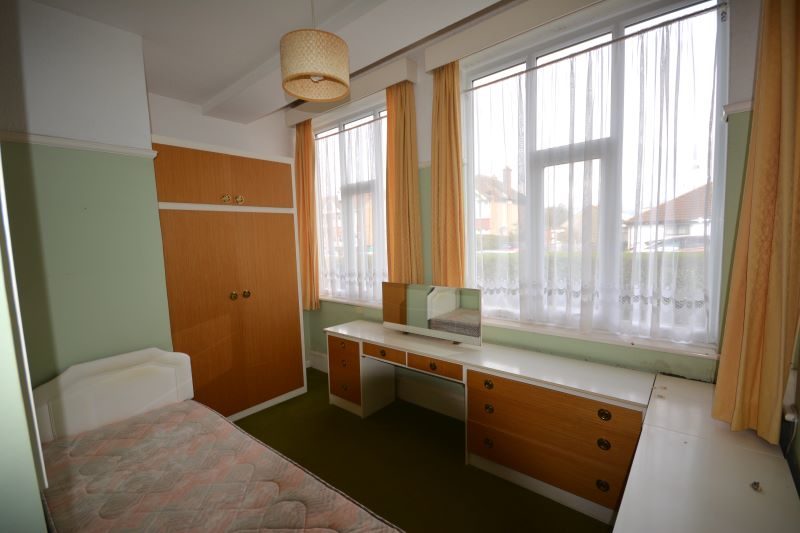 Flat 1, 43 West Avenue, Clacton-on-Sea lot image - 4