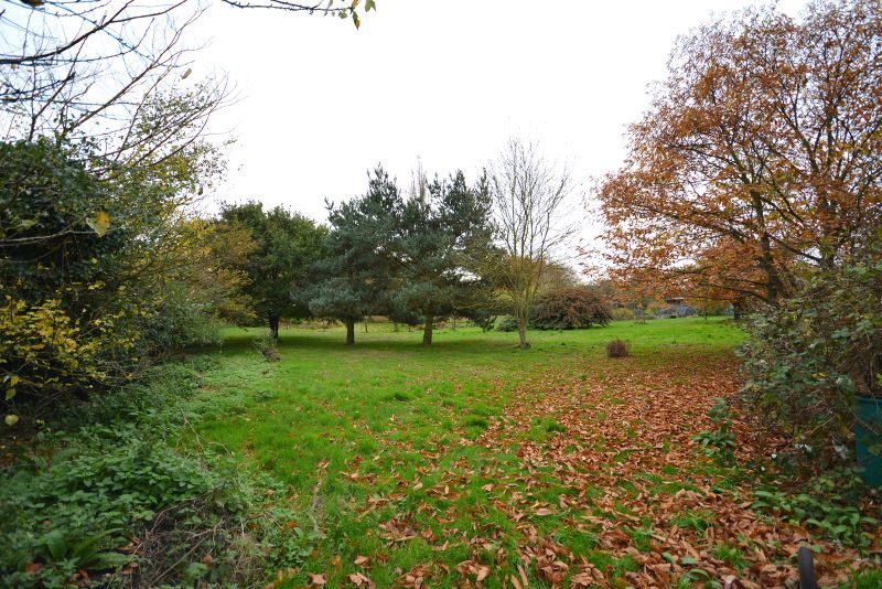 Wayside, Grove Hill, Ipswich lot image - 4