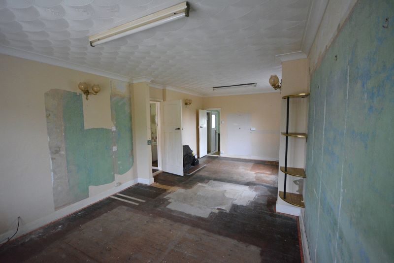 Wayside, Grove Hill, Ipswich lot image - 9