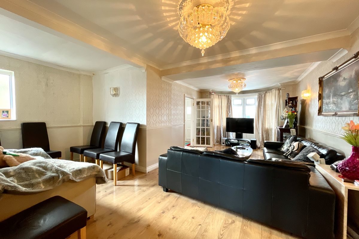 58 Clockhouse Lane, Romford lot image - 2