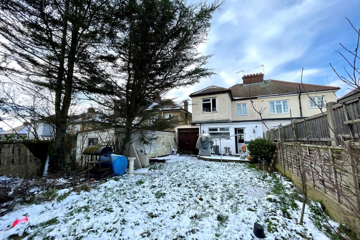 58 Clockhouse Lane, Romford lot image - 8