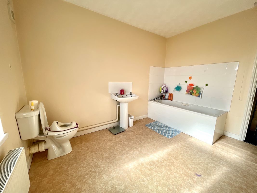 8 King Street, Felixstowe lot image - 6