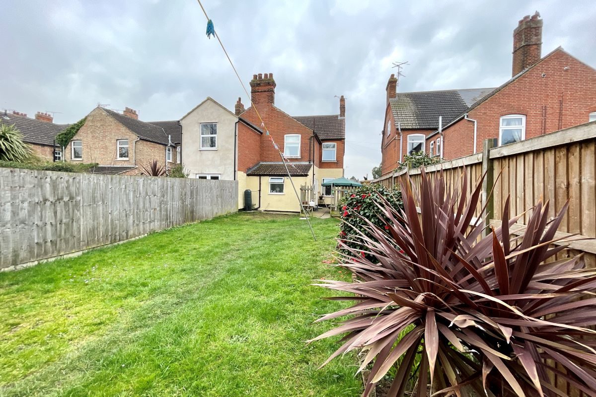 128 High Road, Trimley St. Mary, Felixstowe lot image - 11