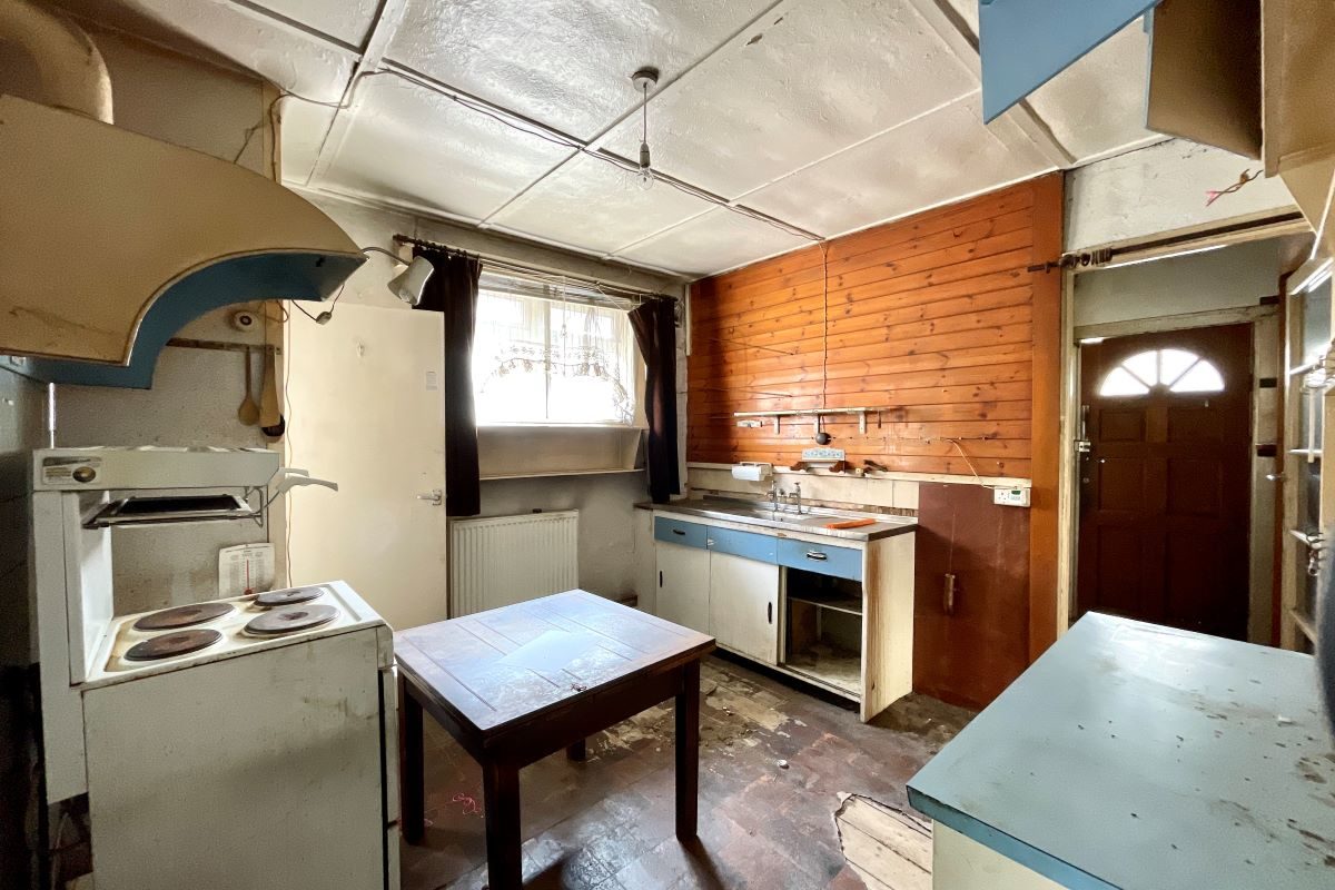 75 Straight Road, Romford lot image - 1