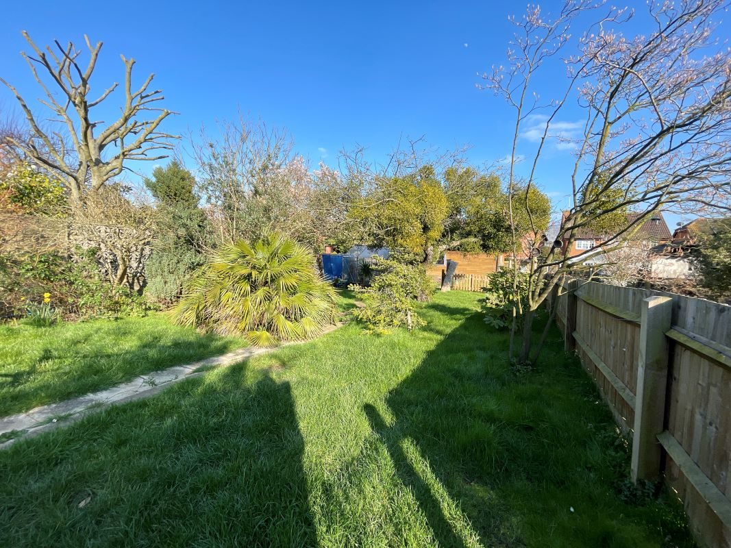 162 Chelmer Road, Chelmsford lot image - 11