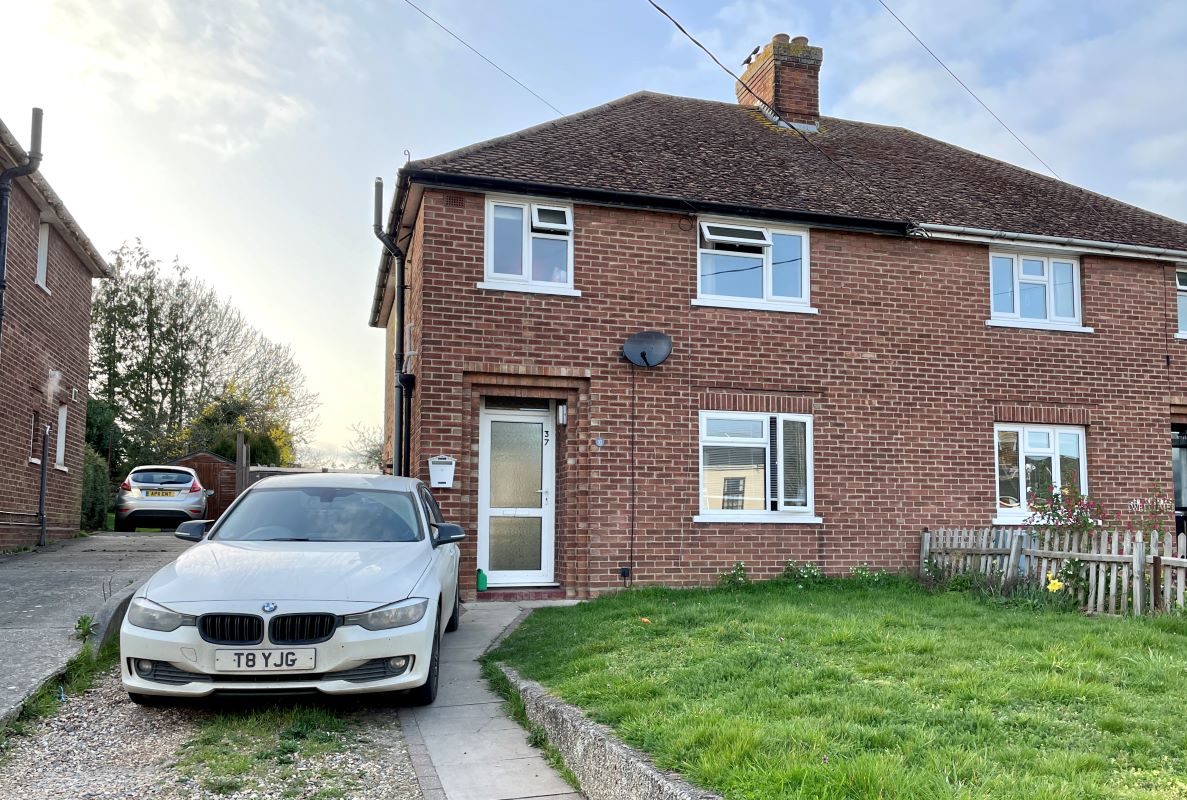 37 Colchester Road, Lawford, Manningtree lot image - 0