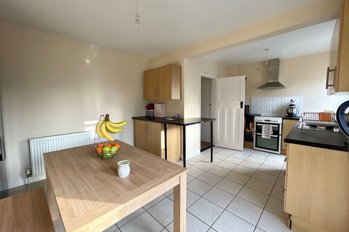 37 Colchester Road, Lawford, Manningtree lot image - 2