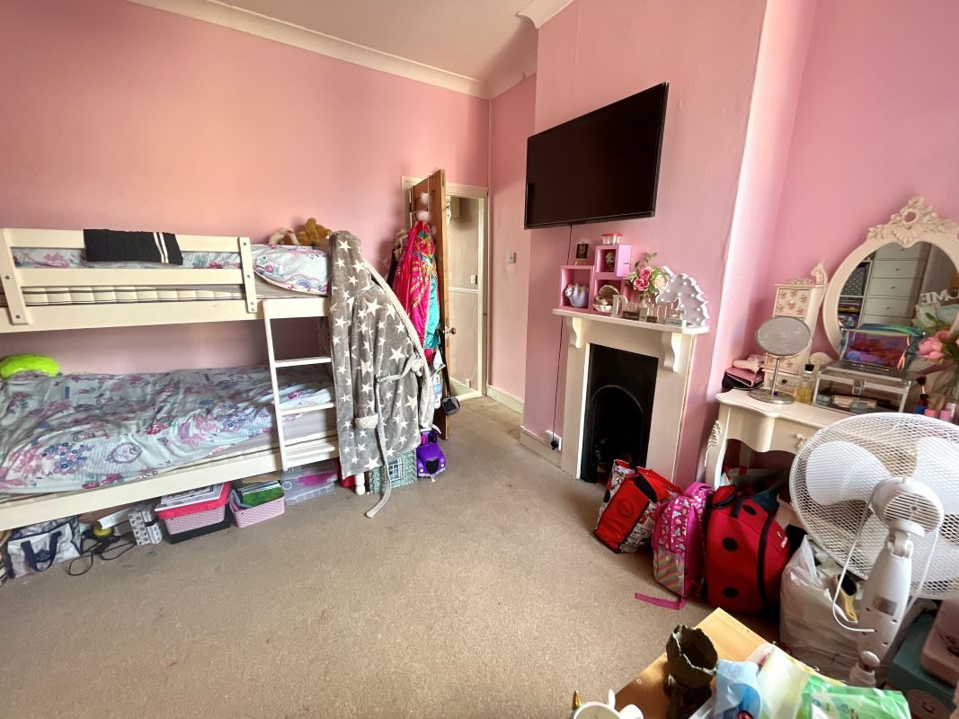 74 Primrose Hill, Haverhill lot image - 3