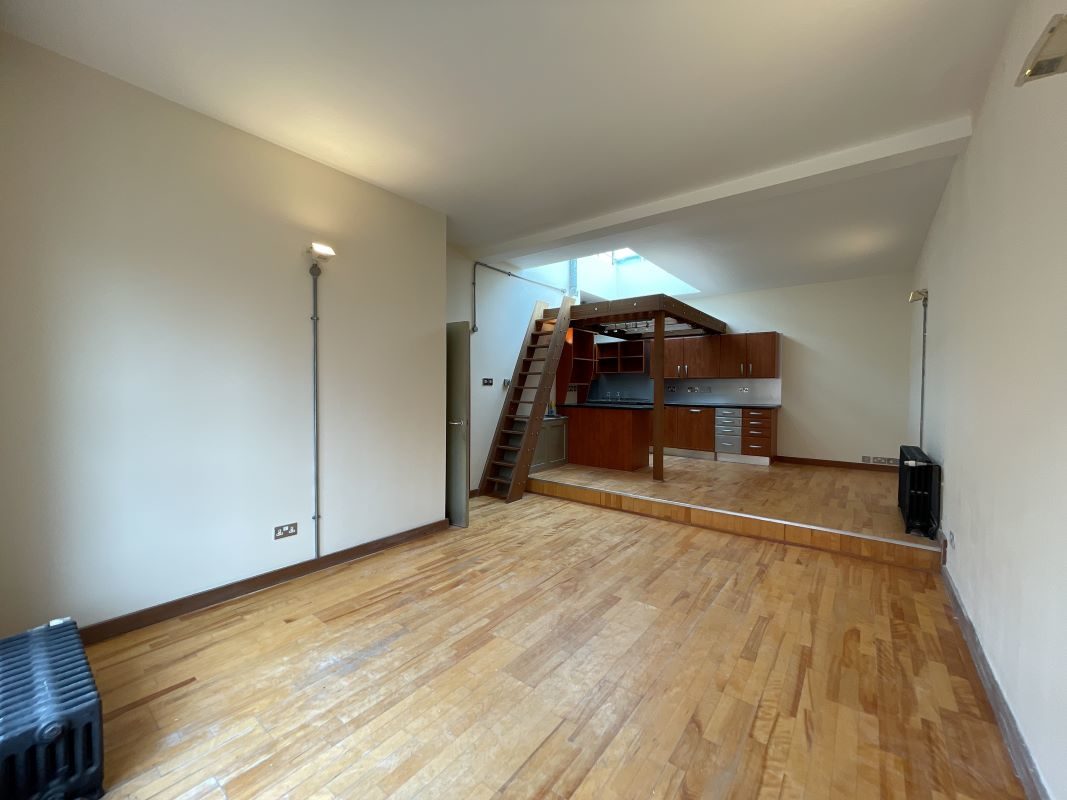 Flat 4Goodmans Lofts, Flat 424 Lloyds Avenue, Ipswich lot image - 2